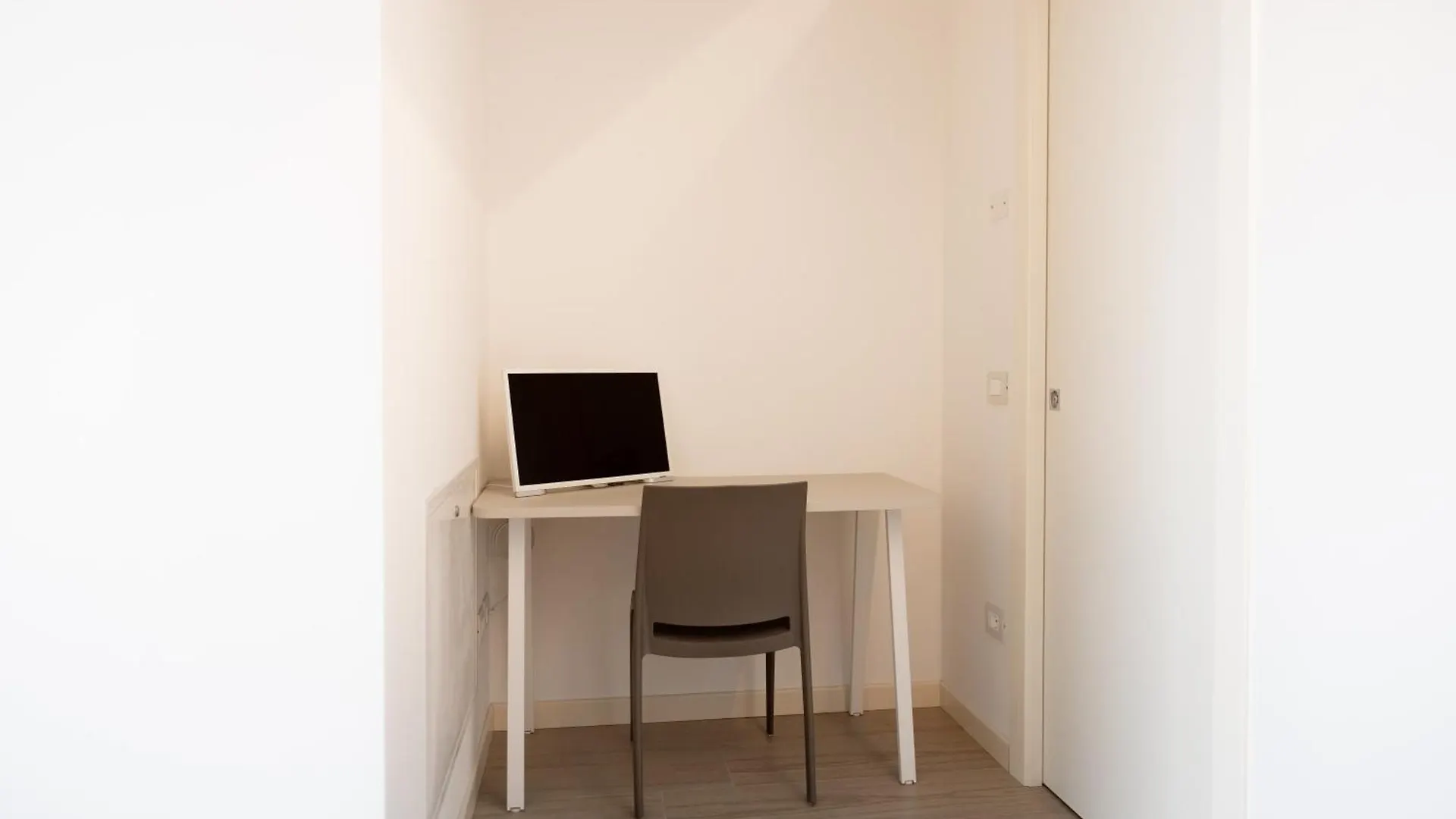 Apartment-Boutique Gioia 티따델라 0*,
